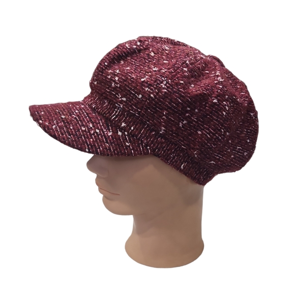 EUC Maya Copenhagen women's red and white newsboy hat, warm winter spring fall - Picture 2 of 6